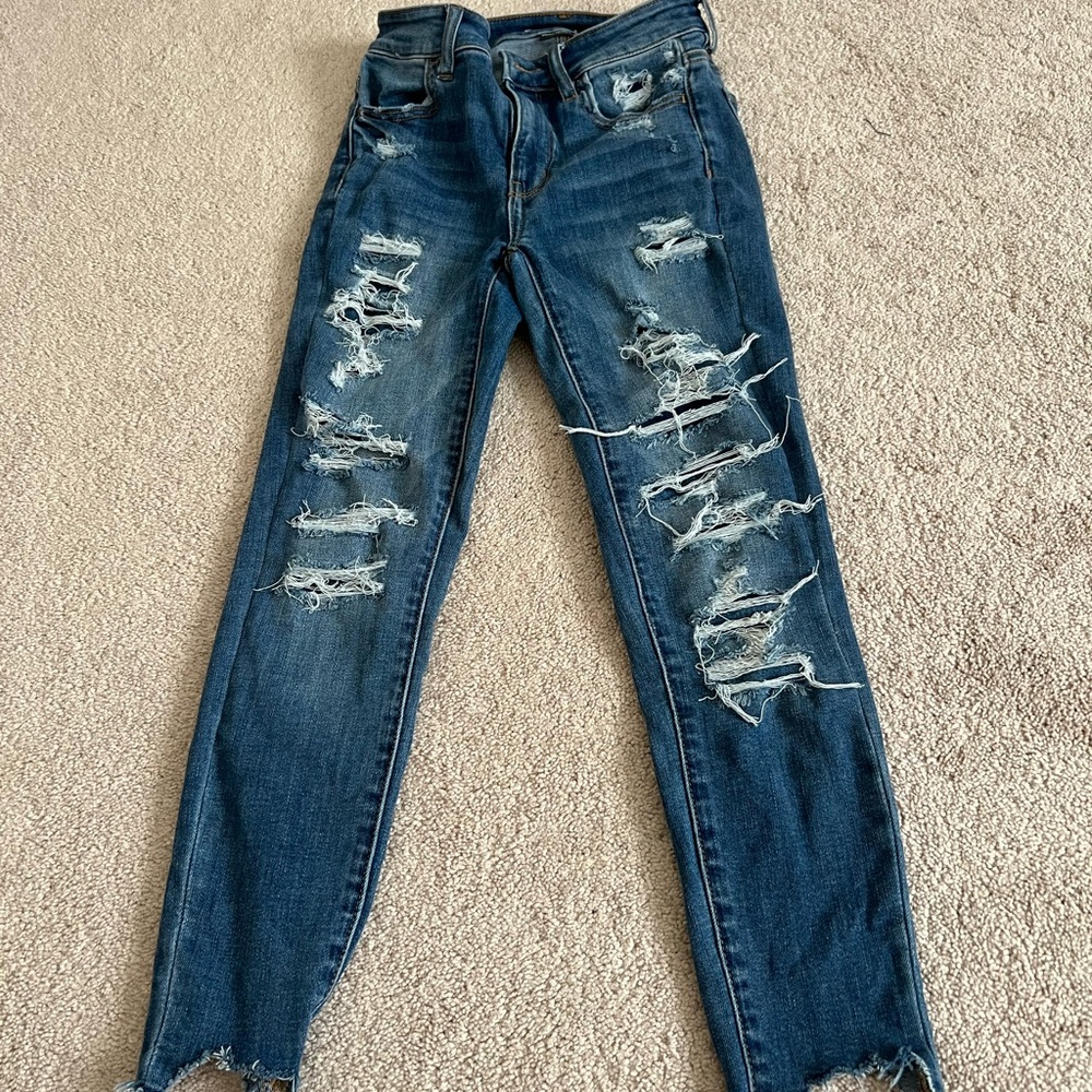 American Eagle Ripped Jean with Patch